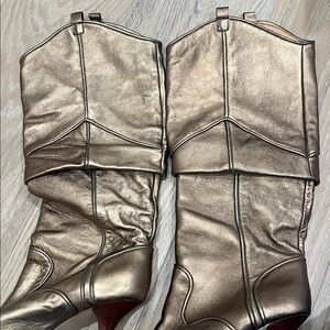 Pointed Toe Stiletto in Bronze copper gold metallic size 10